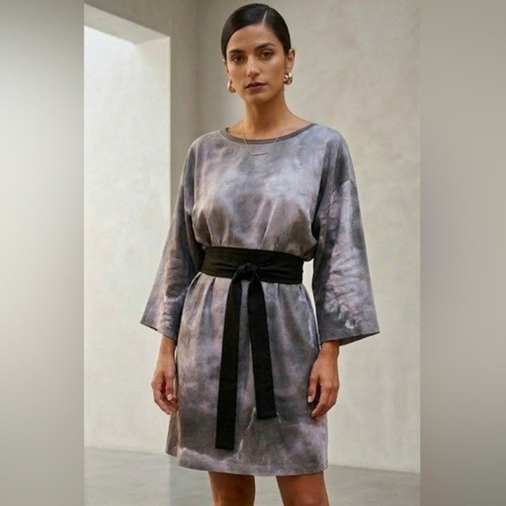 NWT Lovers & Friends LILY BELTED T-SHIRT DRESS- Upscaled